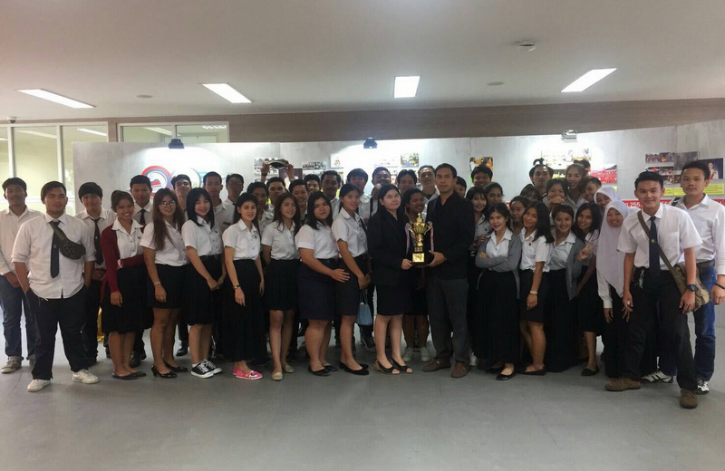 นักศึกษามหาวิทยาลัยราชภัฏธนบุรี ได้รับรางวัลชนะเลิศอันดับที่ 1 การแข่งขันตอบปัญหาทางวิชาการ “ด้านรัฐประศาสนศาสตร์และโลกาภิวัฒน์”